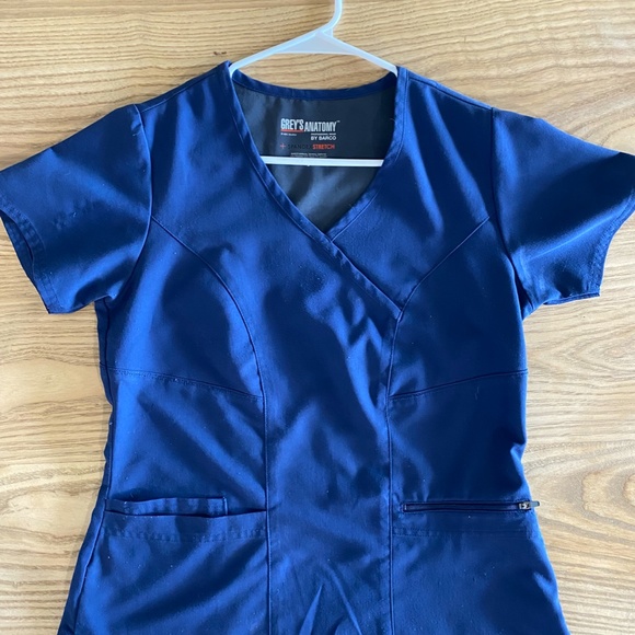 Scrubs - Picture 2 of 7